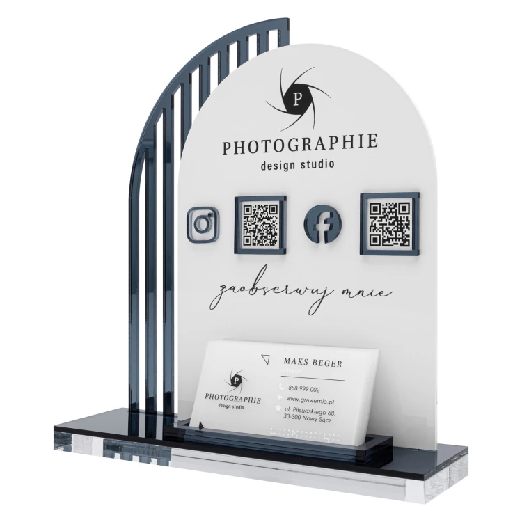 Acrylständer mit QR-Codes und Platz für Visitenkarten - H 23 cm - ST081