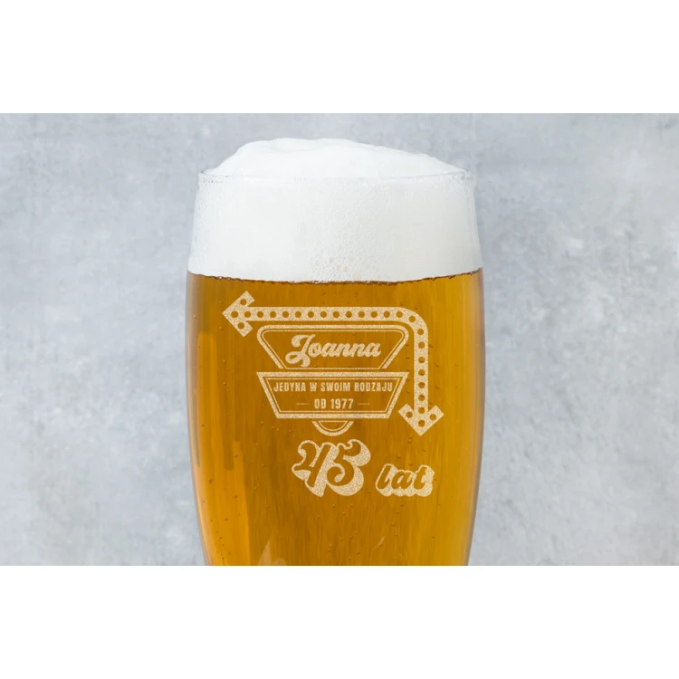 Bierglas mit Gravur für Frauen - Einzigartig in ihrer Art - SP030