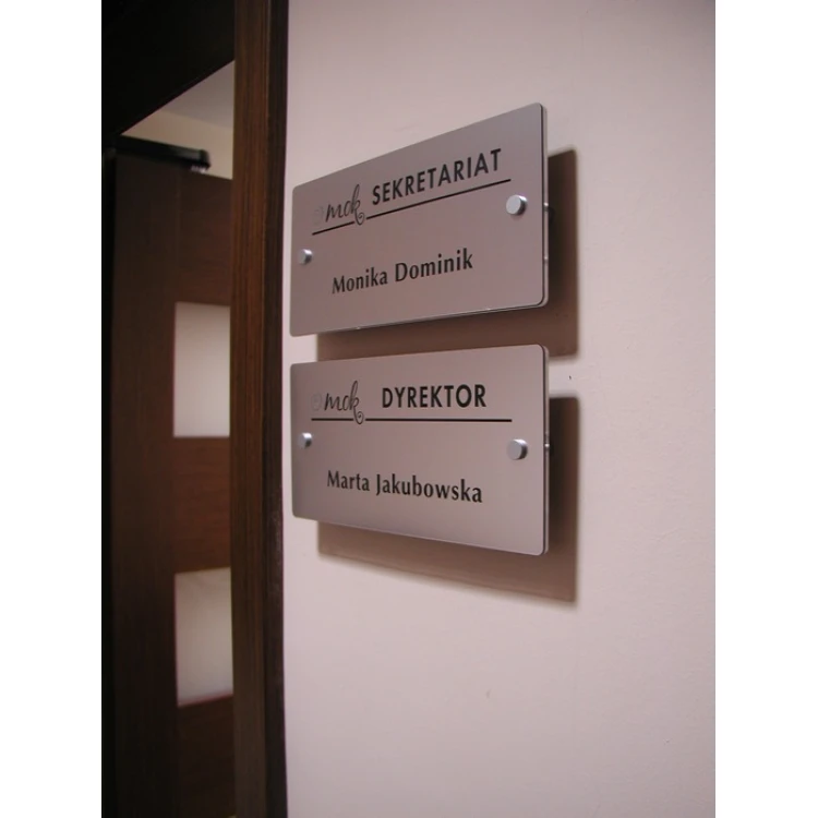 SCHILD mit ABSTANDSHALTERN - Größe 250x120mm