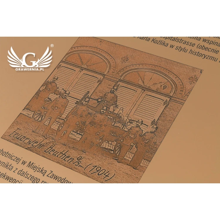 Gravierte Gedenktafel mit Foto - Exterior Laminat - Größe 470x680mm - TAB112