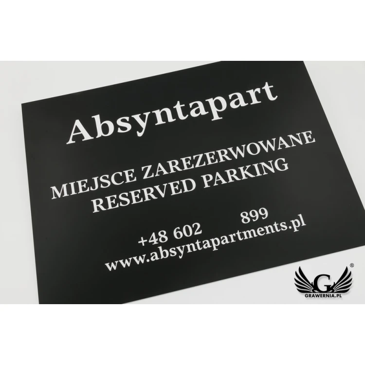 Gravierte Informationstafel - Parkplatz - Laminat Stärke 1,6mm - Abmessungen 500x370mm - SZ123