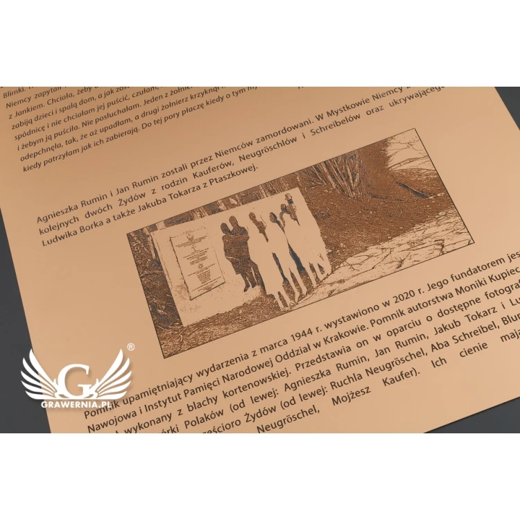 Gravierte Gedenktafel mit Foto - Exterior Laminat - Abmessungen 400x550mm - TAB091