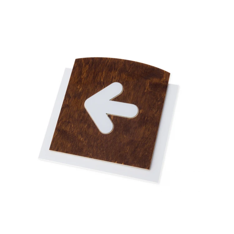 Holzschild mit erhabenem Piktogramm - PFEIL NACH LINKS - Abmessungen: 120x118mm - TAB437