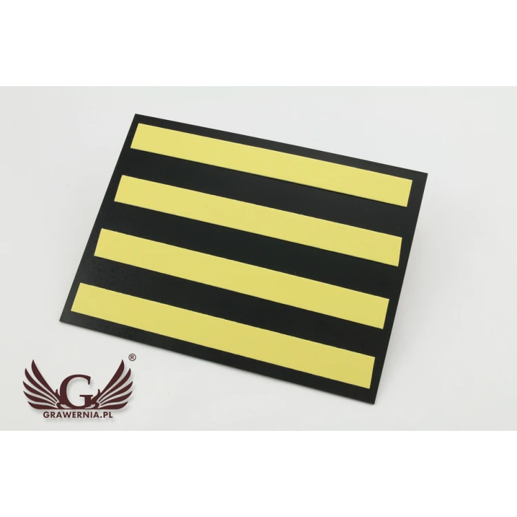 Türschild - Abmessungen 200x150mm - mattes goldfarbenes Gravierlaminat