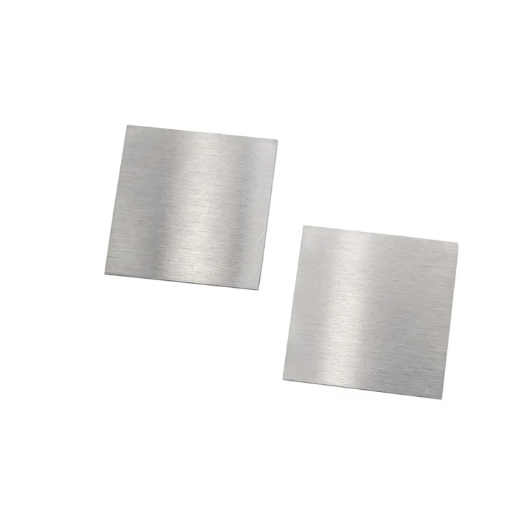 Stahlplatte mit individueller Gravur - Abmessungen 30x30x1mm - TS034