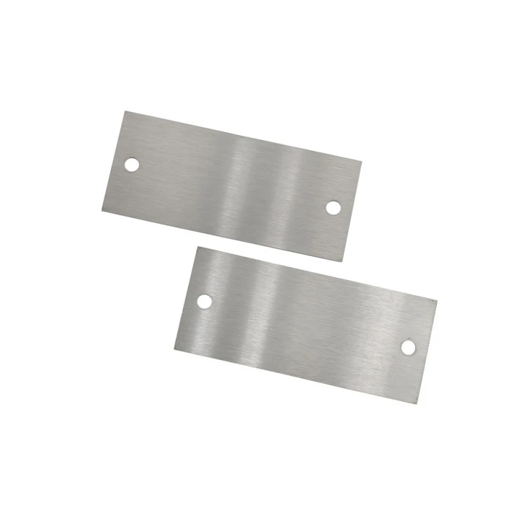 Stahlplatte mit individueller Gravur - Abmessungen 70x30x1mm - TS010