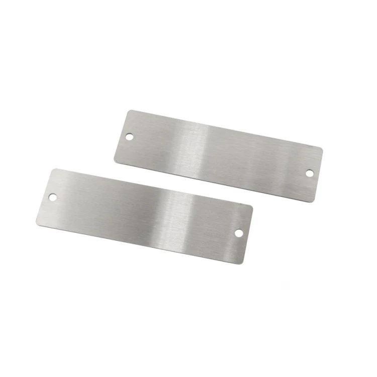 Stahlplatte mit individueller Gravur - Abmessungen 100x30x1mm - TS047