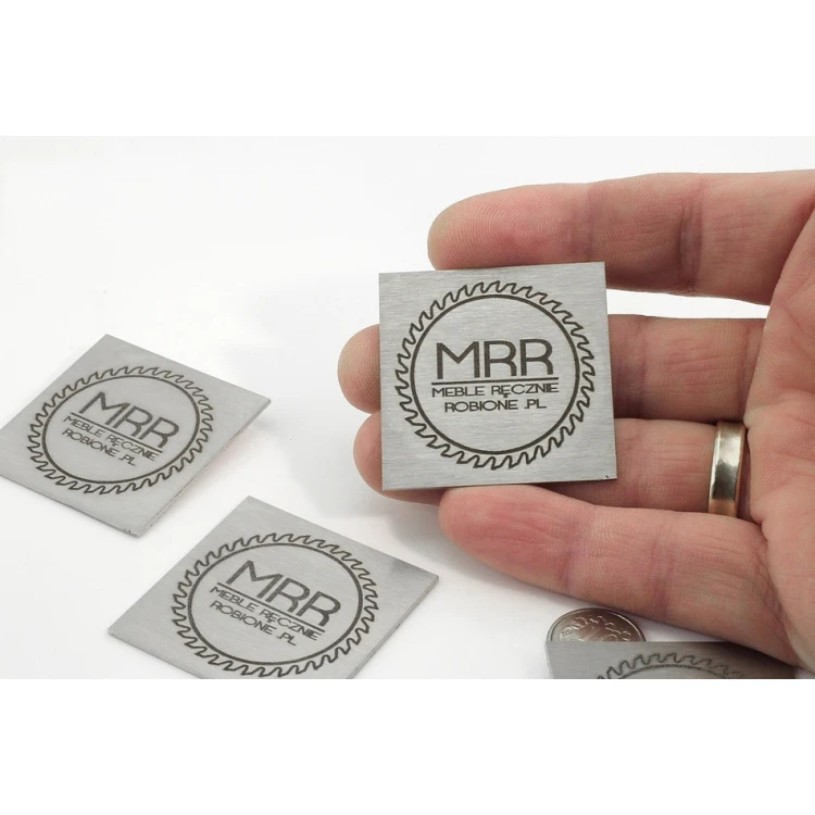 STEELPLATTE mit dem LOGO IHRES UNTERNEHMENS - Abmessungen 40x40x1mm