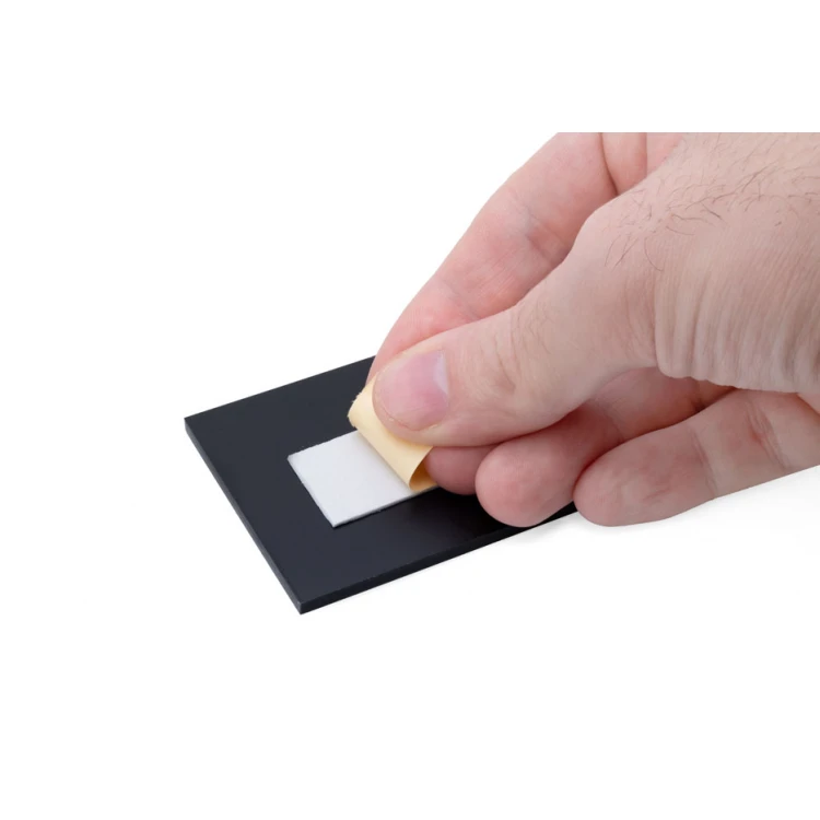 Laminatplatte in Weiß mit beliebiger Nummerierung in Braille-Schrift - Größe 80x50mm - TAB431