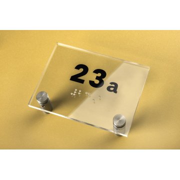 Plexiglasplatte mit beliebiger Nummerierung und Braille-Schrift - Abmessungen 100x75mm - TAB272