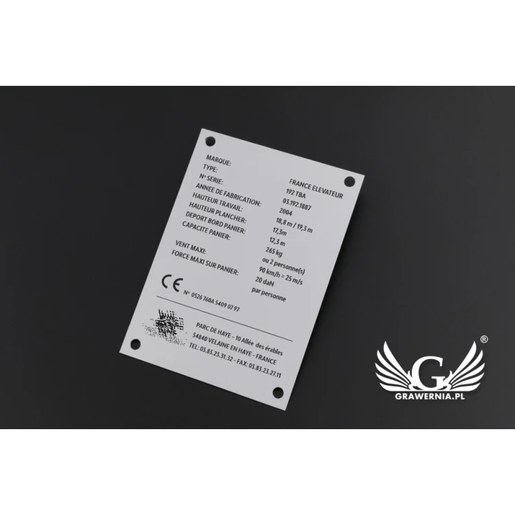 Gravierte Typenschild aus Aluply Aluminium - Größe 83x116mm - TAB086