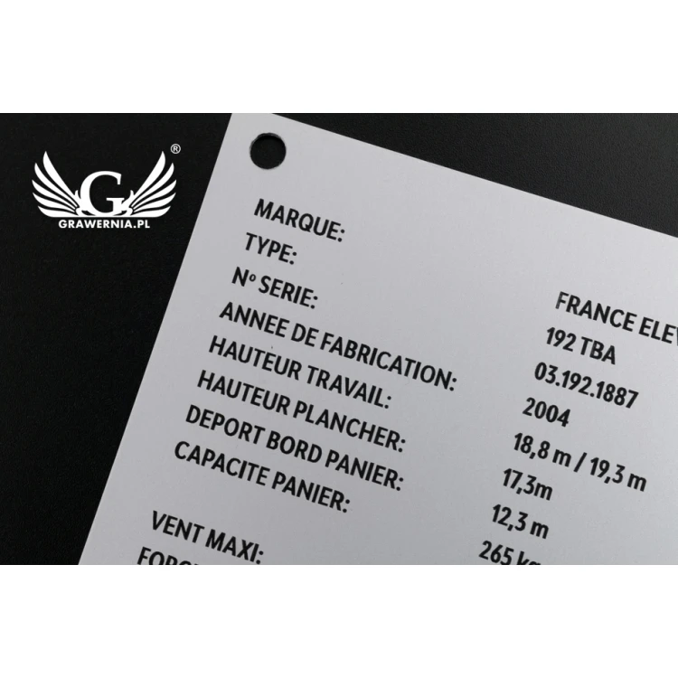 Gravierte Typenschild aus Aluply Aluminium - Größe 83x116mm - TAB086