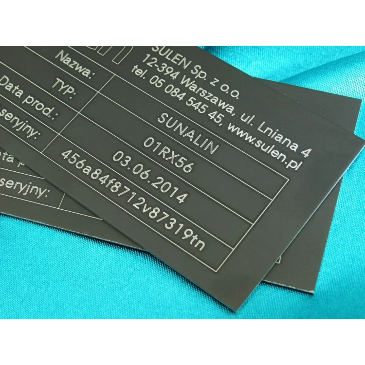 Typenschilder aus eloxiertem Aluminium - Abmessungen: 100x50mm