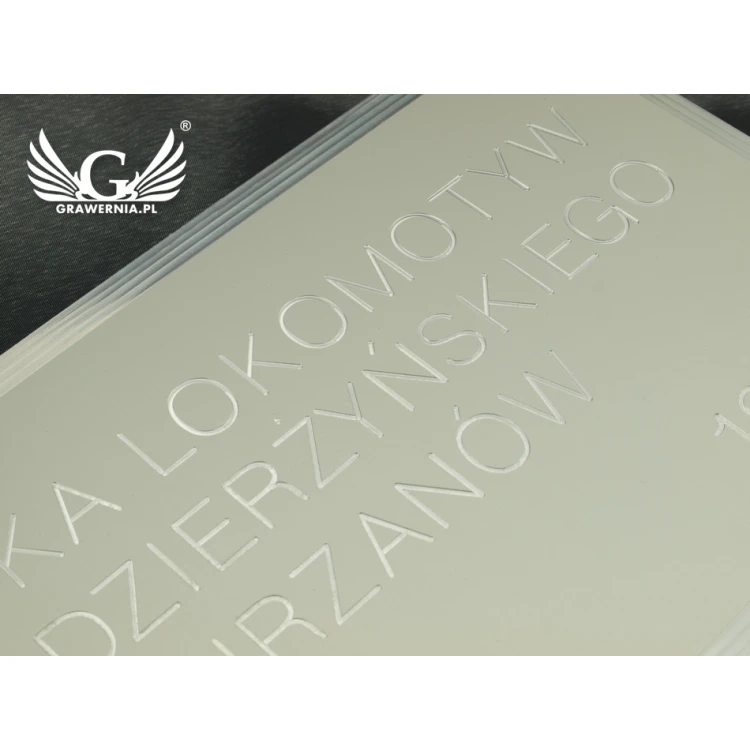 Typenschild aus eloxiertem Aluminium - CNC-Gravur 001 - Abmessung: 165x300mm