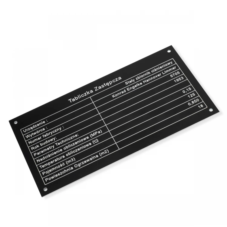 Typenschild aus schwarzem Aluminium - CNC-Gravur - Abmessungen: 150x80mm - TZN049
