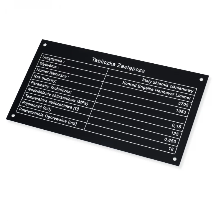 Typenschild aus schwarzem Aluminium - CNC-Gravur - Abmessungen: 150x80mm - TZN049