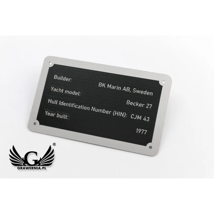 Namensschild aus silbernem Aluminium - CNC-Gravur und UV-Druck - Abmessungen: 100x60mm - TZN042