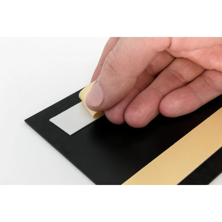 Goldene Plakette für Tür oder Wand - Gravierlaminat 1,6mm - Abmessungen 290x105mm - SZ144
