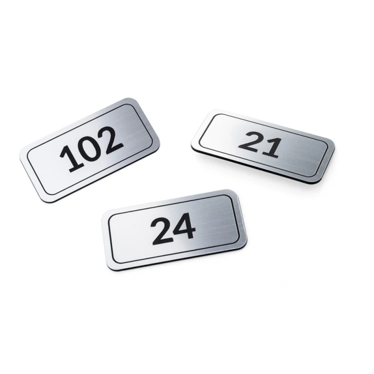 Nummernschilder für Türen, Schränke und Schubladen - silbernes Gravierlaminat - ND031 - Abmessungen 70x35mm