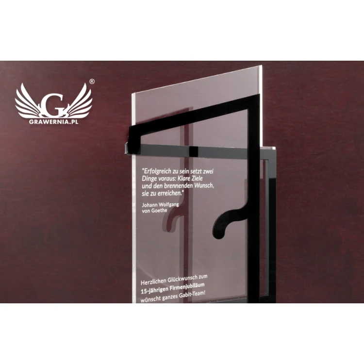 Plexiglas-Statuette auf Holzsockel - Open - Modell DTA58 - Höhe 25cm