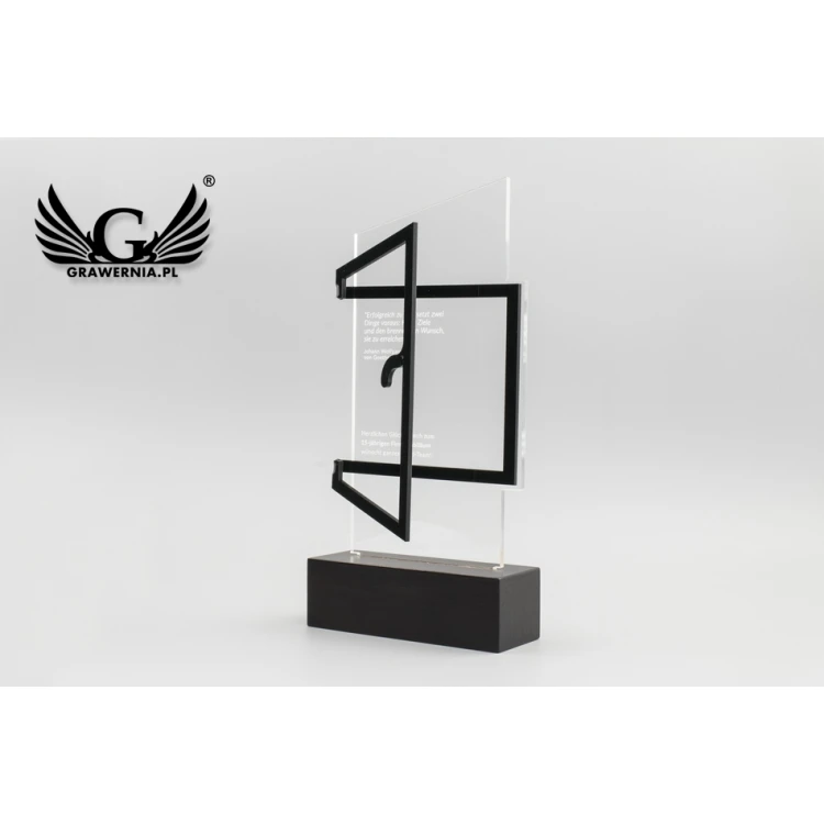 Plexiglas-Statuette auf Holzsockel - Open - Modell DTA58 - Höhe 25cm