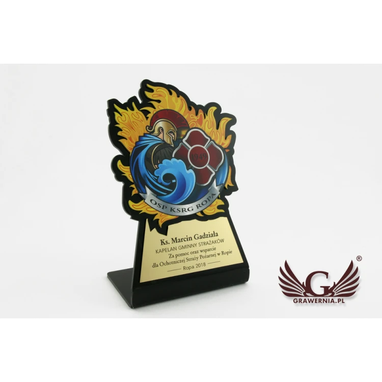 Trophäe Feuerwehrmann mit OSP-Abzeichen - Modell DTA49 - Höhe 17cm - UV-Druck