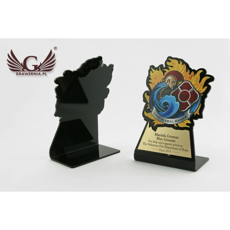 Trophäe Feuerwehrmann mit OSP-Abzeichen - Modell DTA49 - Höhe 17cm - UV-Druck