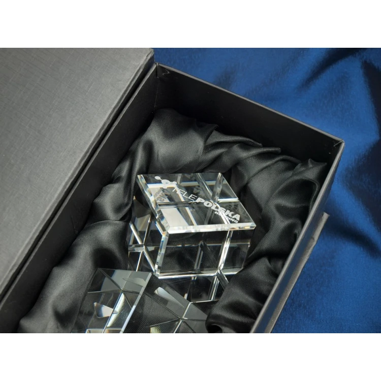 Glastrophäe im Etui - CEZAR