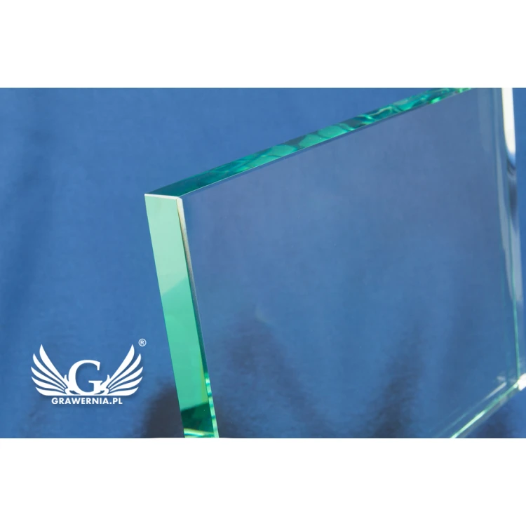 Glastrophäe - PRISM - Lasergraviert - TSZ052