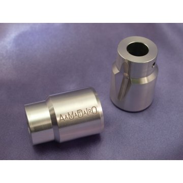 Dienstleistung für die Gravur von Metallelementen - Vorbereitung zur Produktion - Elemente aus Messing und Aluminium - PDP003