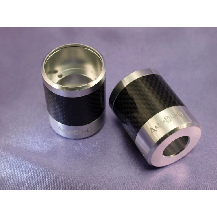 Dienstleistung für die Gravur von Metallelementen - Vorbereitung zur Produktion - Elemente aus Messing und Aluminium - PDP003