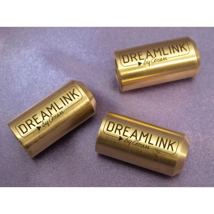 Dienstleistung für die Gravur von Metallelementen - Vorbereitung zur Produktion - Elemente aus Messing und Aluminium - PDP003