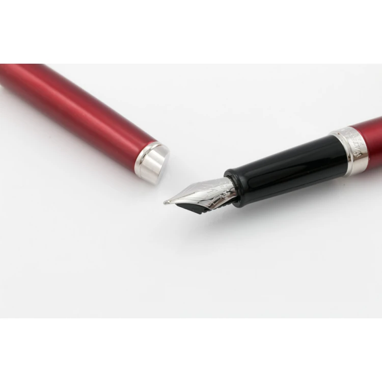 Ewiges Füllfederhalter WATERMAN HEMISPHERE - rote Lack CT - WAT012