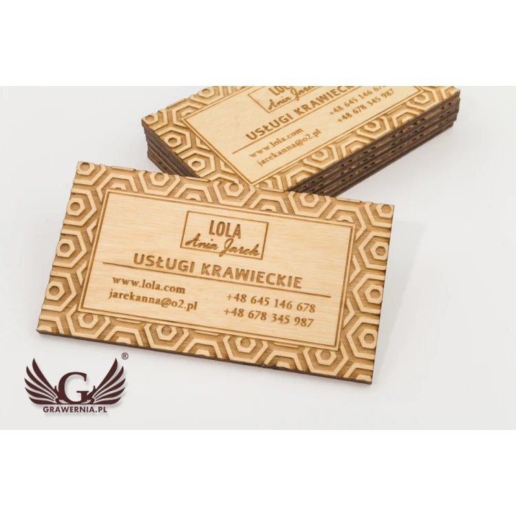 Premium Holzvisitenkarten - lackiert - graviert - WZ026