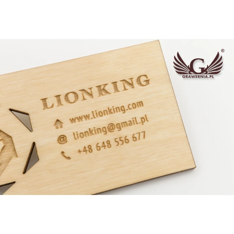 Premium Holzvisitenkarten - lackiert - graviert - WZ023
