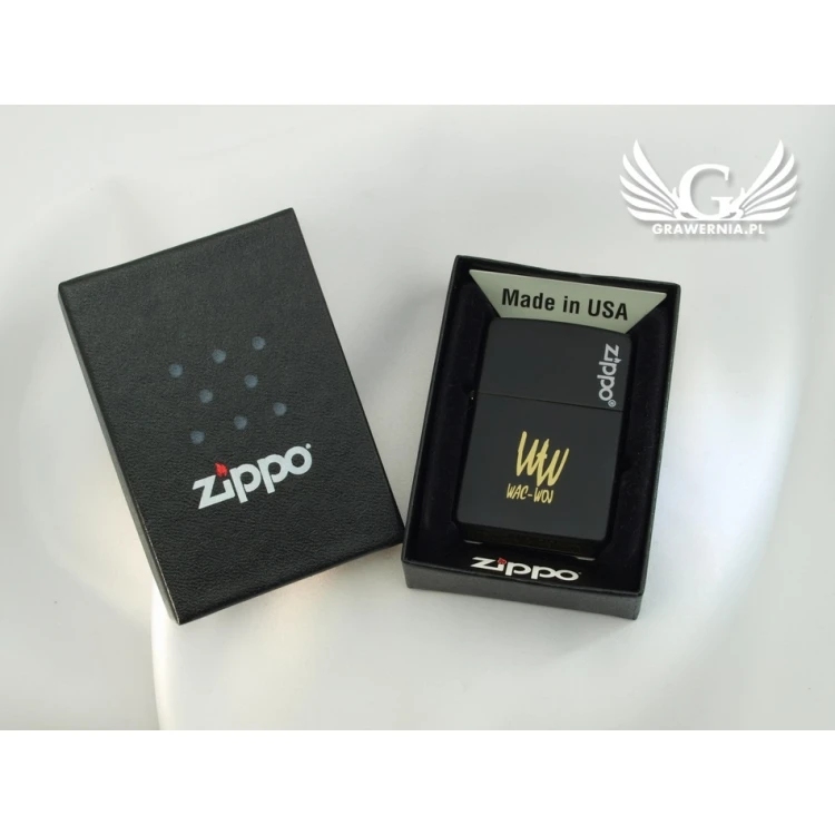 ZIPPO Feuerzeug Black Matte Logo - ZIP056