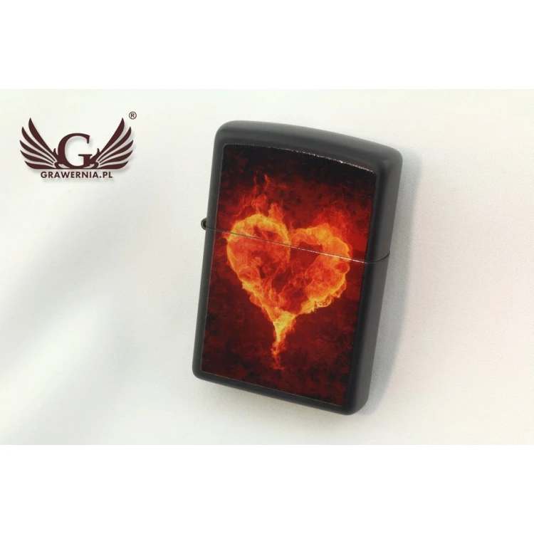 Zippo Feuerzeug Burning Heart Black Matte - ZIP017