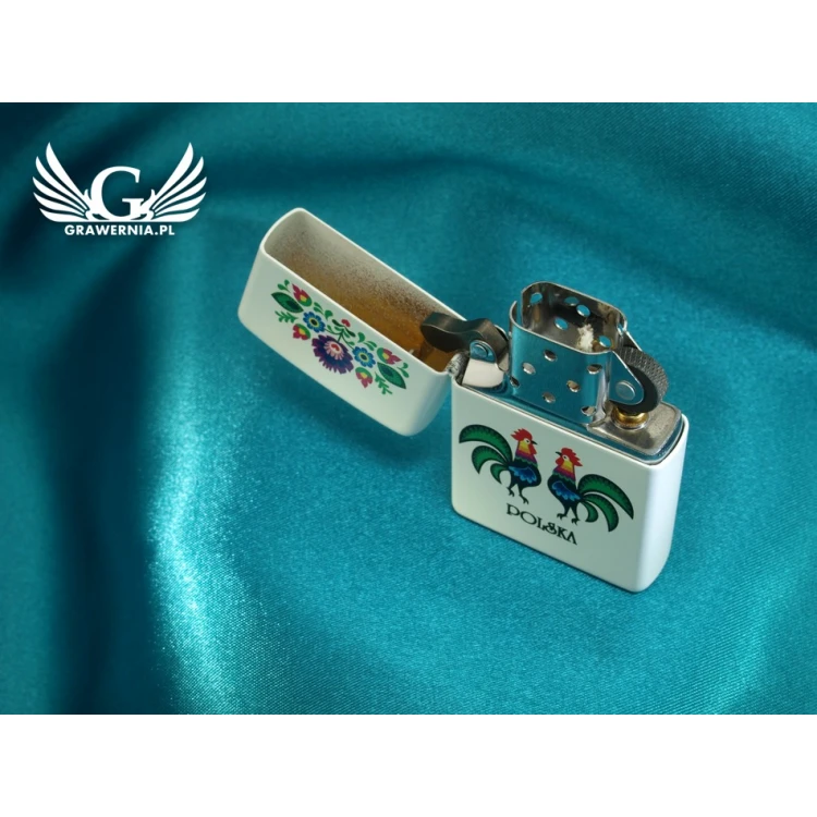 ZIPPO Feuerzeug Folklore Weiß Matt - ZIP006