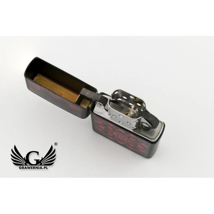ZIPPO Feuerzeug Heart Spade - ZIP043