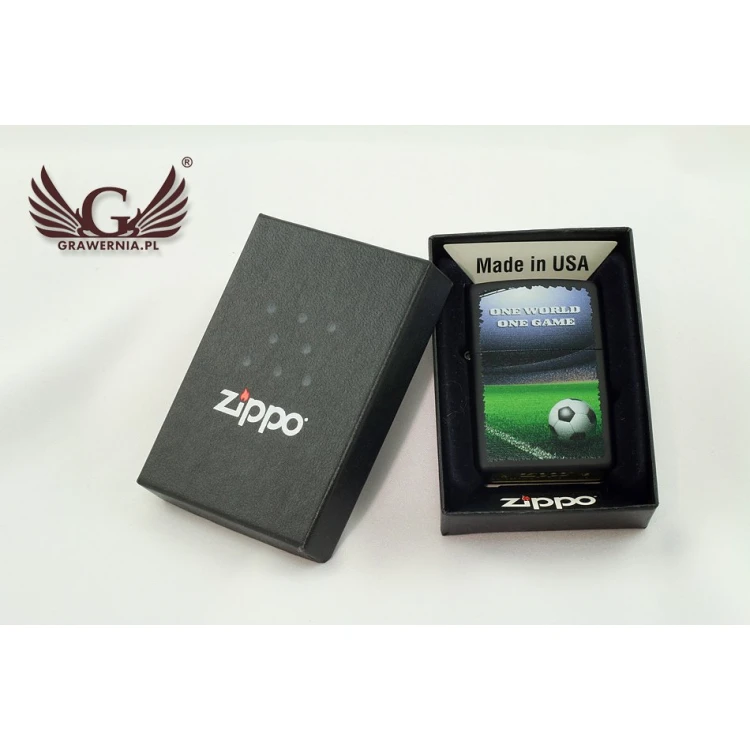 Zippo Feuerzeug One World One Game Black Matte - ZIP018