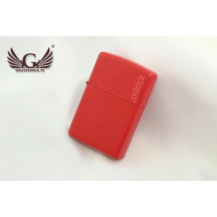 ZIPPO Feuerzeug Red Matte Logo - ZIP010