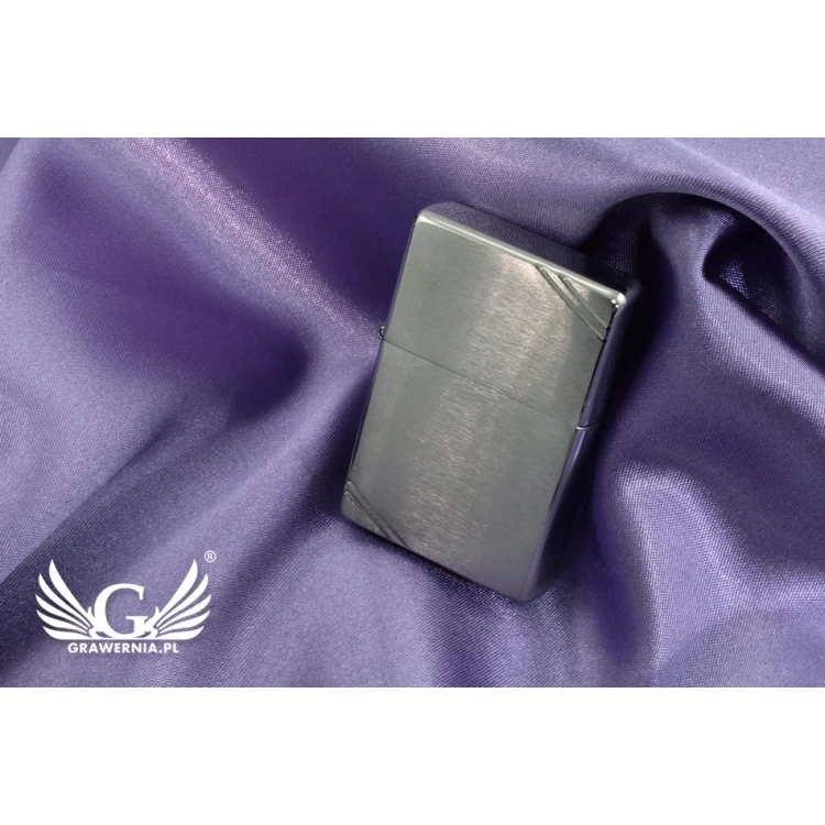 ZIPPO Feuerzeug Vintage Gebürstetes Chrom mit Strichen - ZIP027