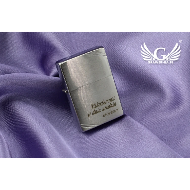 ZIPPO Feuerzeug Vintage Gebürstetes Chrom mit Strichen - ZIP027