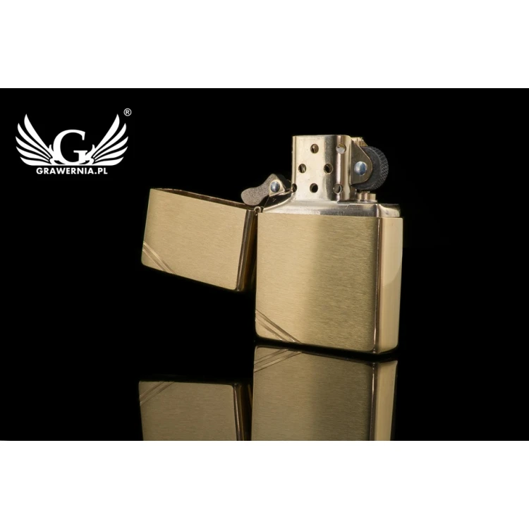 ZIPPO Vintage Gebürstetes Messing mit Schlitzen - ZIP048