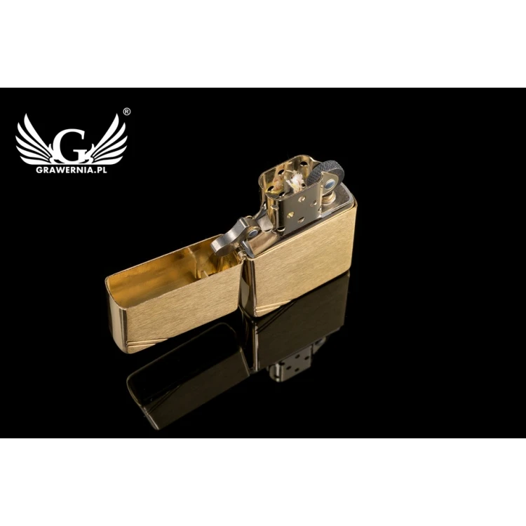 ZIPPO Vintage Gebürstetes Messing mit Schlitzen - ZIP048