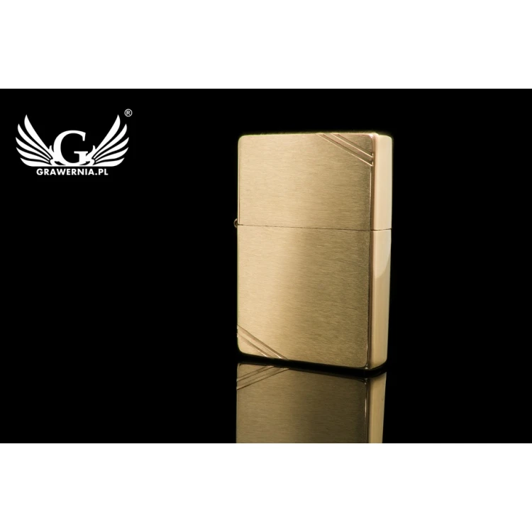 ZIPPO Vintage Gebürstetes Messing mit Schlitzen - ZIP048