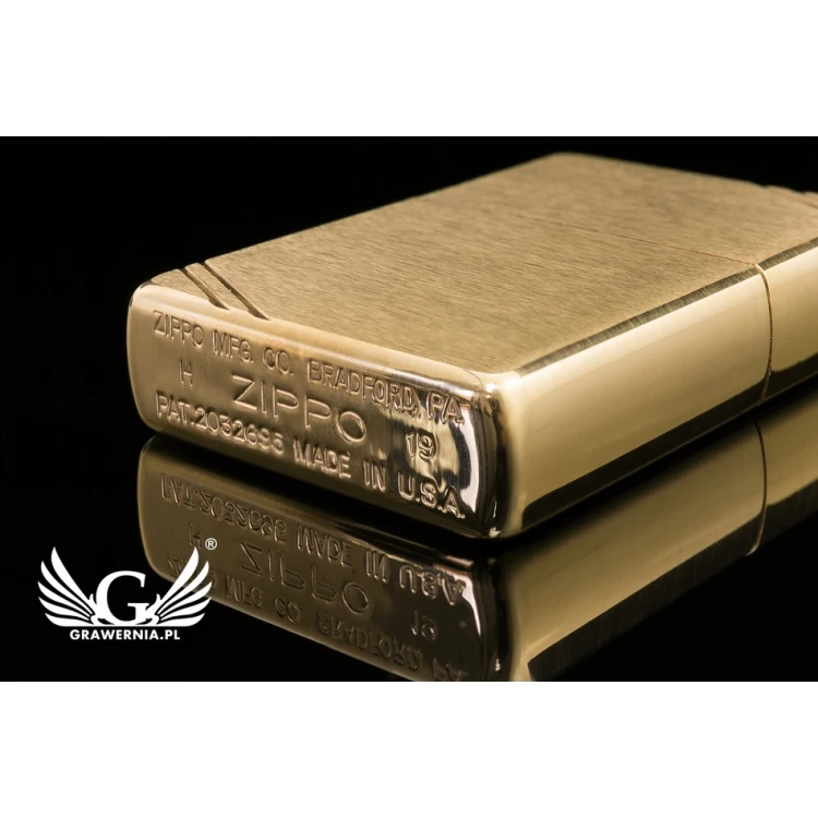 ZIPPO Vintage Gebürstetes Messing mit Schlitzen - ZIP048