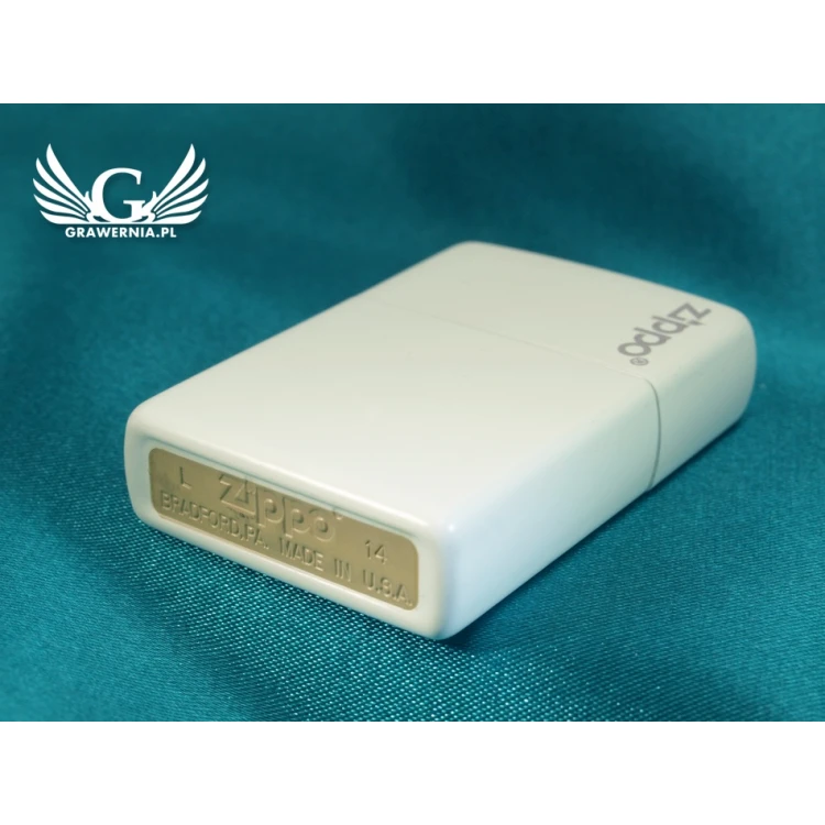 ZIPPO Feuerzeug White Matte Zippo Logo - ZIP007