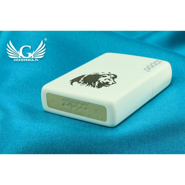 ZIPPO Feuerzeug White Matte Zippo Logo - ZIP007
