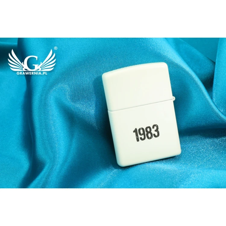 ZIPPO Feuerzeug White Matte Zippo Logo - ZIP007